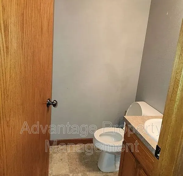 494 Nandina St — Photo 7
