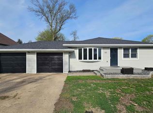 511 N 3rd St, Emery, SD 57332