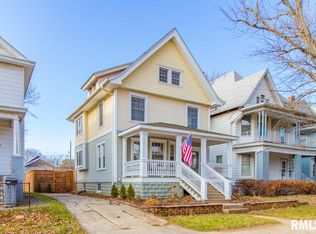 1023 N Elmwood Ave, Peoria, IL