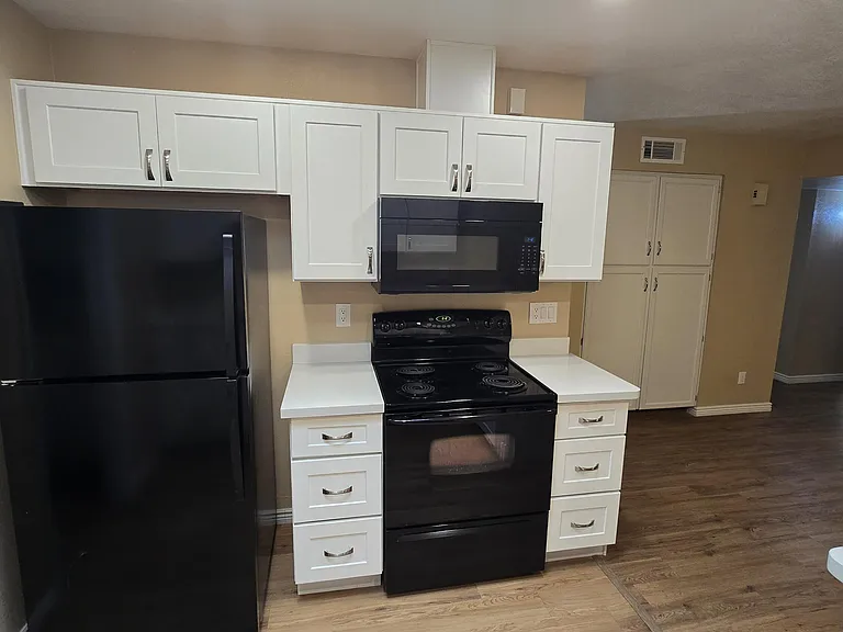 5128 W Surrey Ave — Photo 15