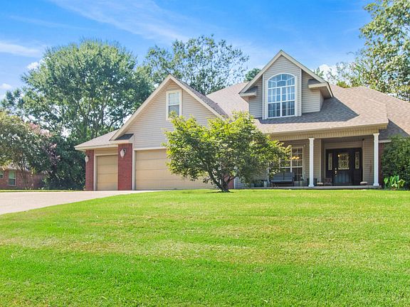 2nd image of 106 Pinnacle Dr