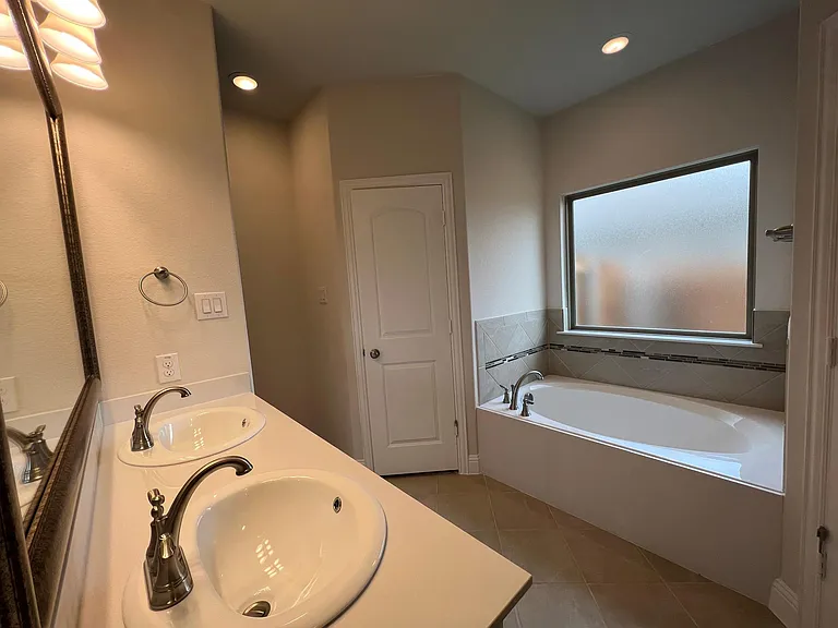 2817 Diamondback Dr — Photo 13