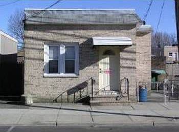 1st image of 252 Belmont Ave