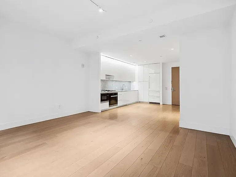 15 W 61st St #6O — Photo 6