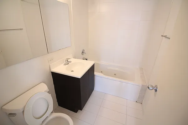 Rented by Nooklyn NYC LLC | media 32