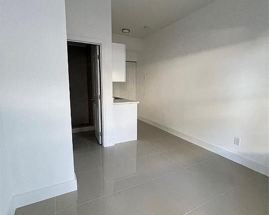4th image of 930 Opa Locka Blvd #1