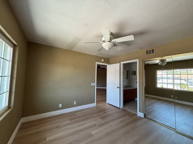 5530 Elderberry Ln — Photo 66