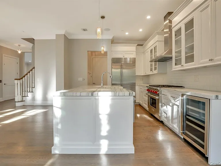 402 Grist Mill Cir — Photo 13