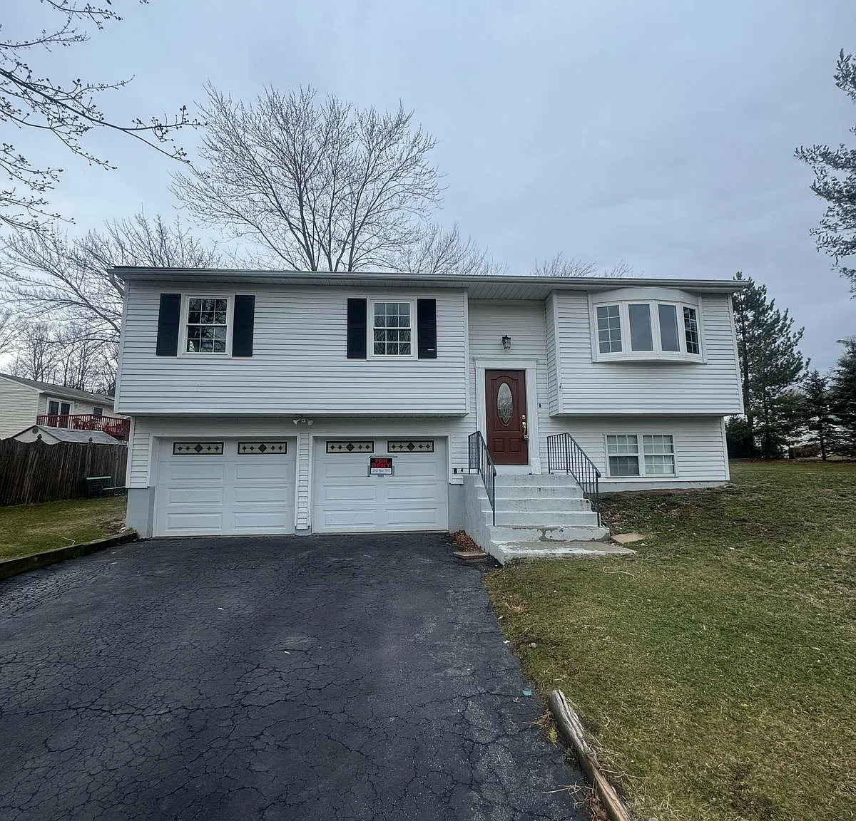 4 bed, 1.5 bath, 1700 sqft, $3,600 — Photo 1