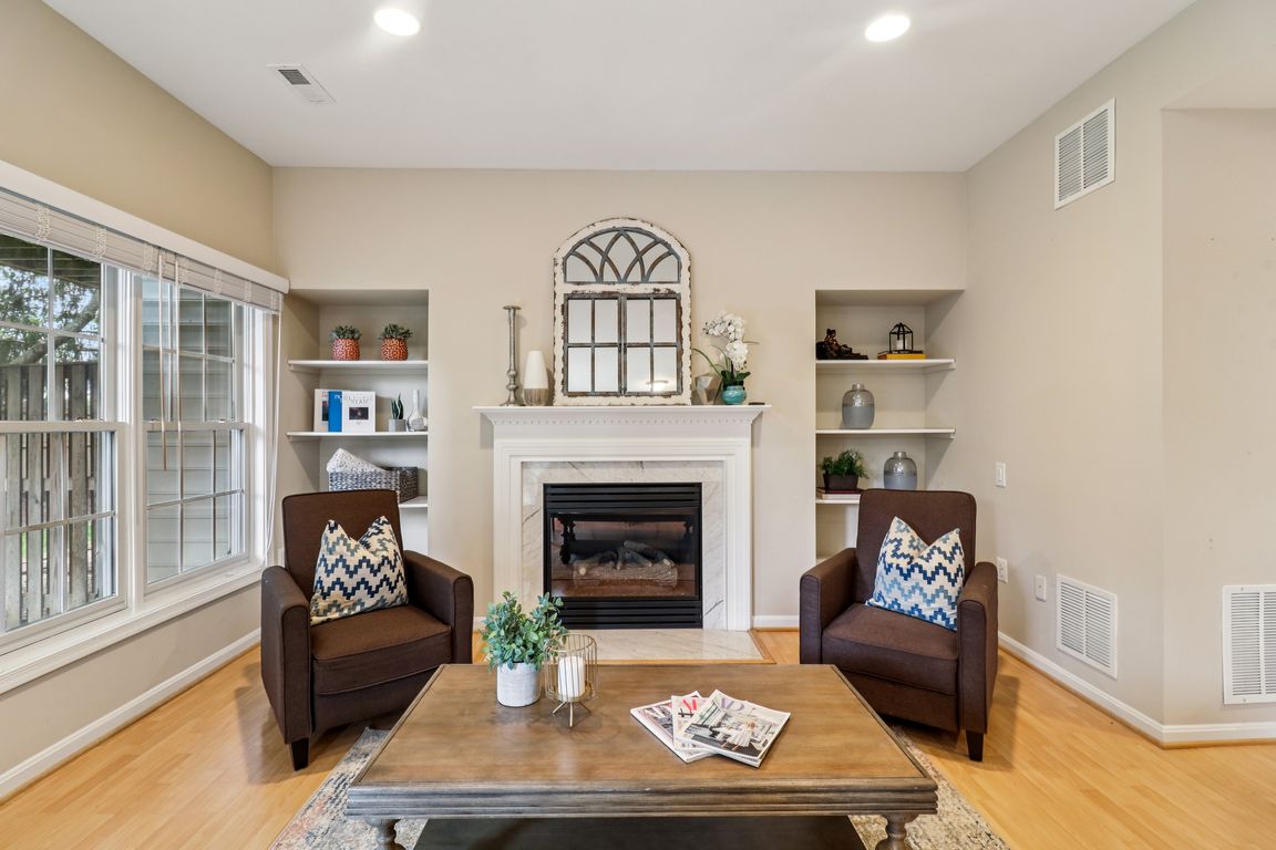 Castlegate Ct-S1107-011.jpg