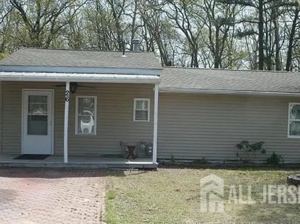 26 Bayberry Ln, Manchester Township, NJ 08759