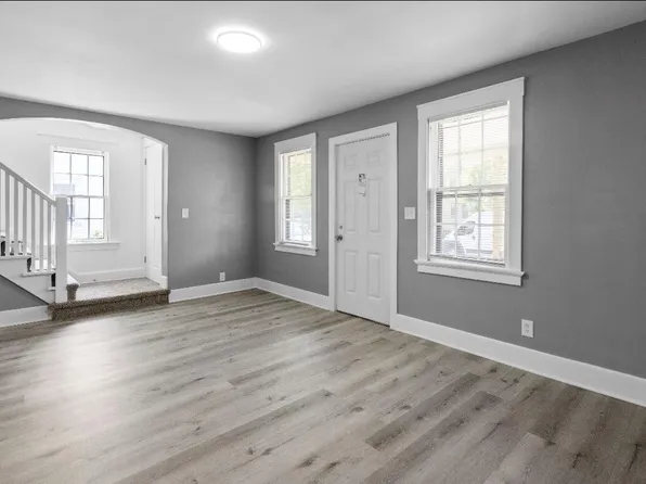 2465 W Congress STREET, Milwaukee, WI 53209