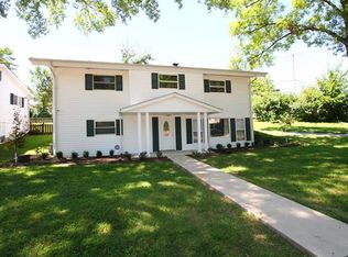 509 Hickory Hollow Ln, Saint Louis, MO