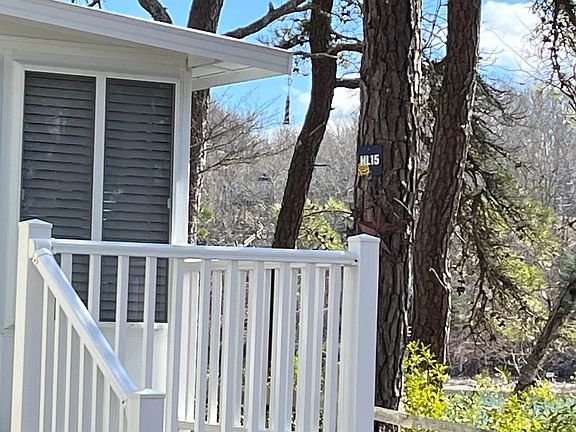 3rd image of 185 Cotuit Road #HL15