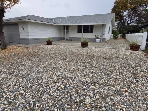122 Carlsbad Cir, Vacaville, CA 95687