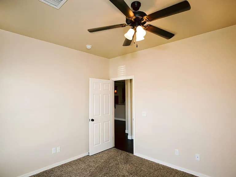 Venice Townhomes — Photo 6