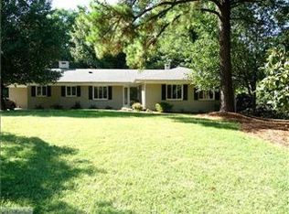 102 Rockford Rd, Greensboro, NC 27408