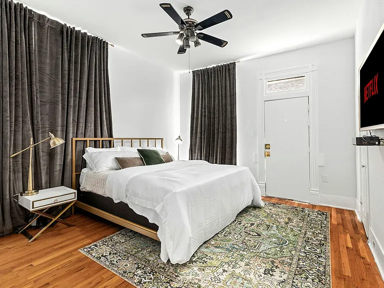 110 E Craig Pl #1 — Photo 13
