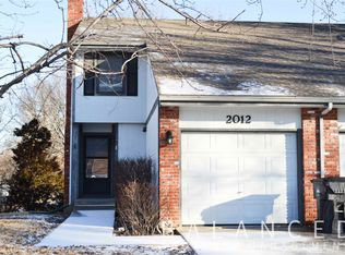 2012 SW 36th St, Topeka, KS 66611