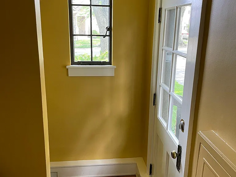 310 W Keech Ave — Photo 21