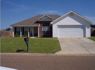 223 Crosscreek Dr, Brandon, MS 39047