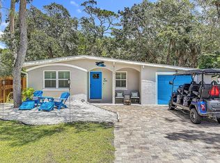 657 S Pine St, New Smyrna Beach, FL 32169