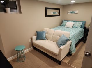 2452 S Monroe St, Arlington, VA 22206