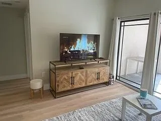 1 bed, 1.0 bath, 702 sqft, $2,250 — Photo 4