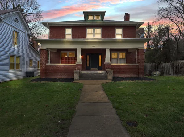 564 Oak St NW, Norton, VA 24273