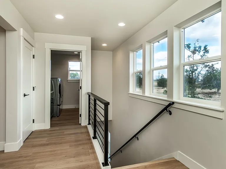 Upper Level Foyer