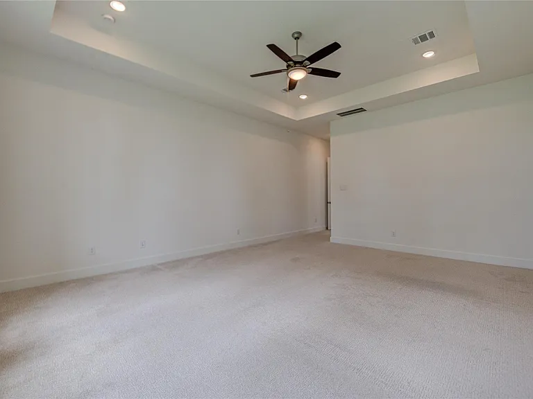 10318 Fountain Shore Dr — Photo 26
