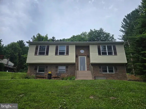308 Waterview Ct, Hampstead, MD 21074