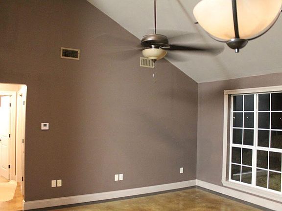 Large living area. 72" custom fan