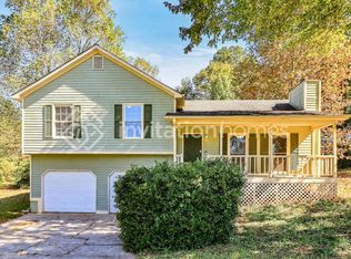 184 Nicole Dr, Douglasville, GA 30134