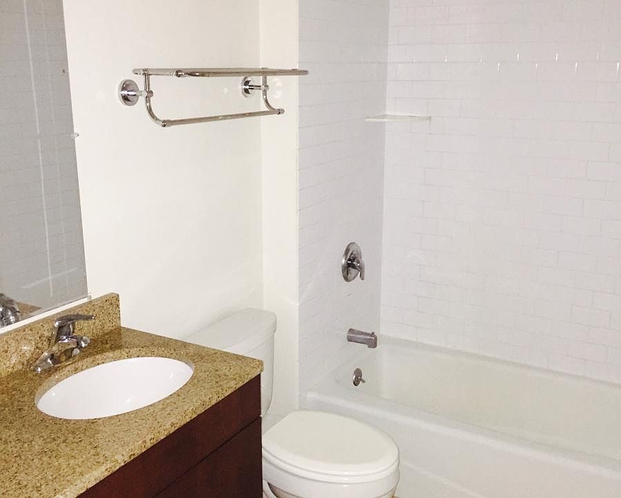 Bathroom w/ modern fixtures