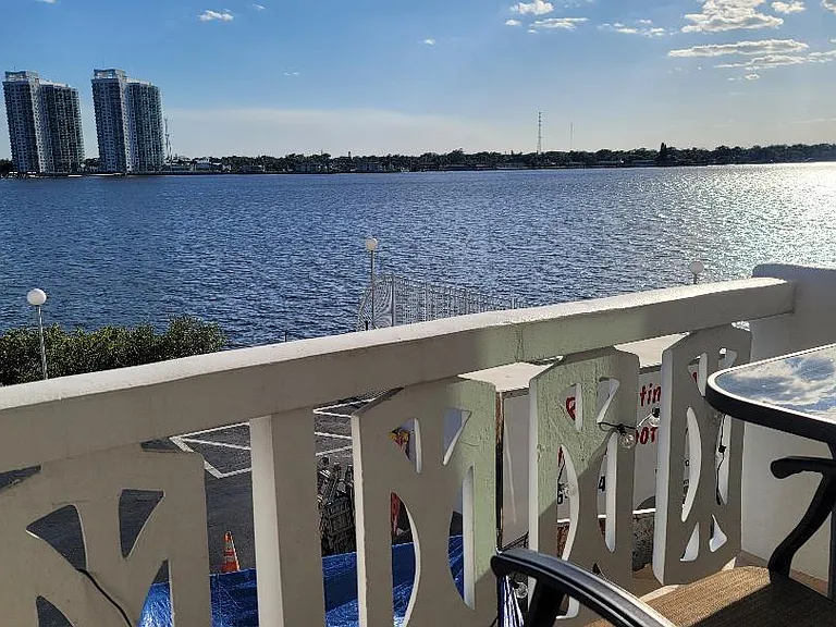 925 N Halifax Ave #104 — Photo 3