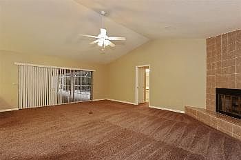 4th image of 828 Carnoustie Dr