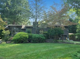 707 Burke St, Washington Township, NJ 07676