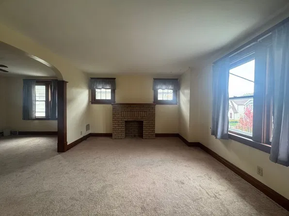 132 Shepard Ave, Buffalo, NY 14217