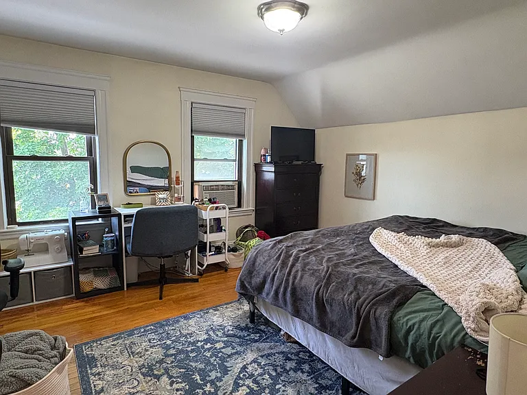 35 Stoughton St #2 — Photo 6