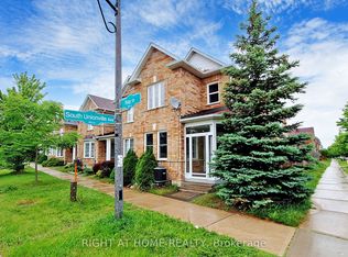 1 Ray St, Markham, ON L3R 5X6