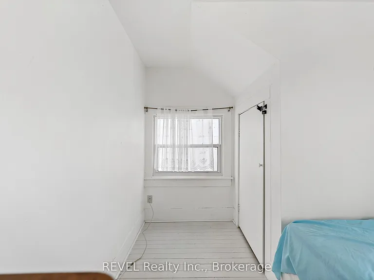 3819 Terrace Ln — Photo 30