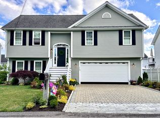 115 Bronson St, Fall River, MA 02721