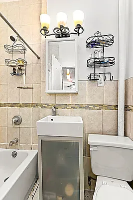 Rented by Compass | media 12