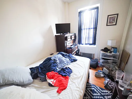 Rented by J & M Realty Services Corp (Management) | media 30