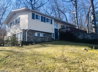 168 Lake Dr, Stanhope, NJ 07874