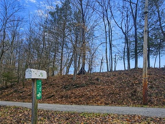 2nd image of 709 Cicerone Rd