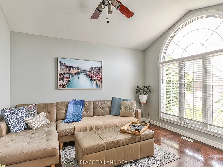 41 Owen Ct — Photo 6