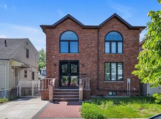 49-20 167th St #1, Fresh Meadows, NY 11365