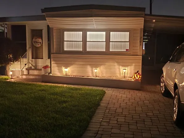 205 Pier B, Naples, FL 34112